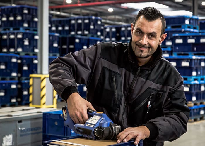 Händler mit E-Commerce: Schnelle und fehlerfreie Kommissionierung mit dem Starterpaket mit L-mobile ready for Sage