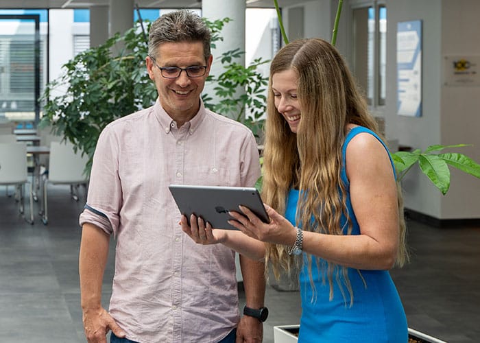 L-mobile, Auswahl von Industrie Tablets durch die Mitarbeiter im Field Service
