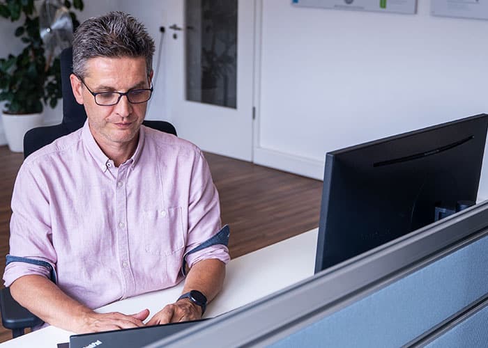 L-mobile, Customer Self-Service bietet Kunden vor allem online Möglichkeiten, eigenständige Lösungen für Probleme zu finden