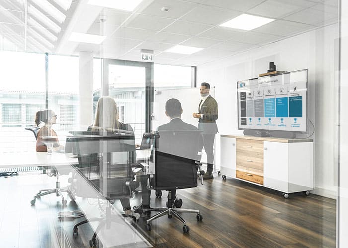L-mobile, digitale Personaleinsatzplanung, Teammeeting zur Zieldefinition für Serviceprozesse