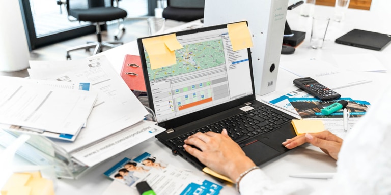 L-mobile, Gründe für einen Wechsel zu einer neuen Field Service Management Software, manuelle Tätigkeiten trotz Digitalisierung, Papierchaos trotz zentraler Software