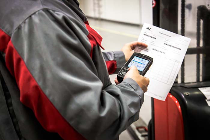 Lieferschein scannen und verbuchen mit einer mobilen Lagerverwaltungssoftware Lieferschein scannen und verbuchen mit einer mobilen Lagerverwaltungssoftware