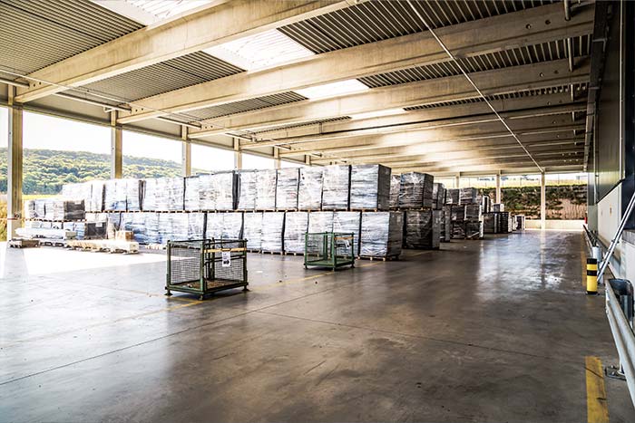 In der Logistik fehlt es an Fachkräften, was man durch Automatisierung im Mittelstand ausgleichen könnte In der Logistik fehlt es an Fachkräften, was man durch Automatisierung im Mittelstand ausgleichen könnte